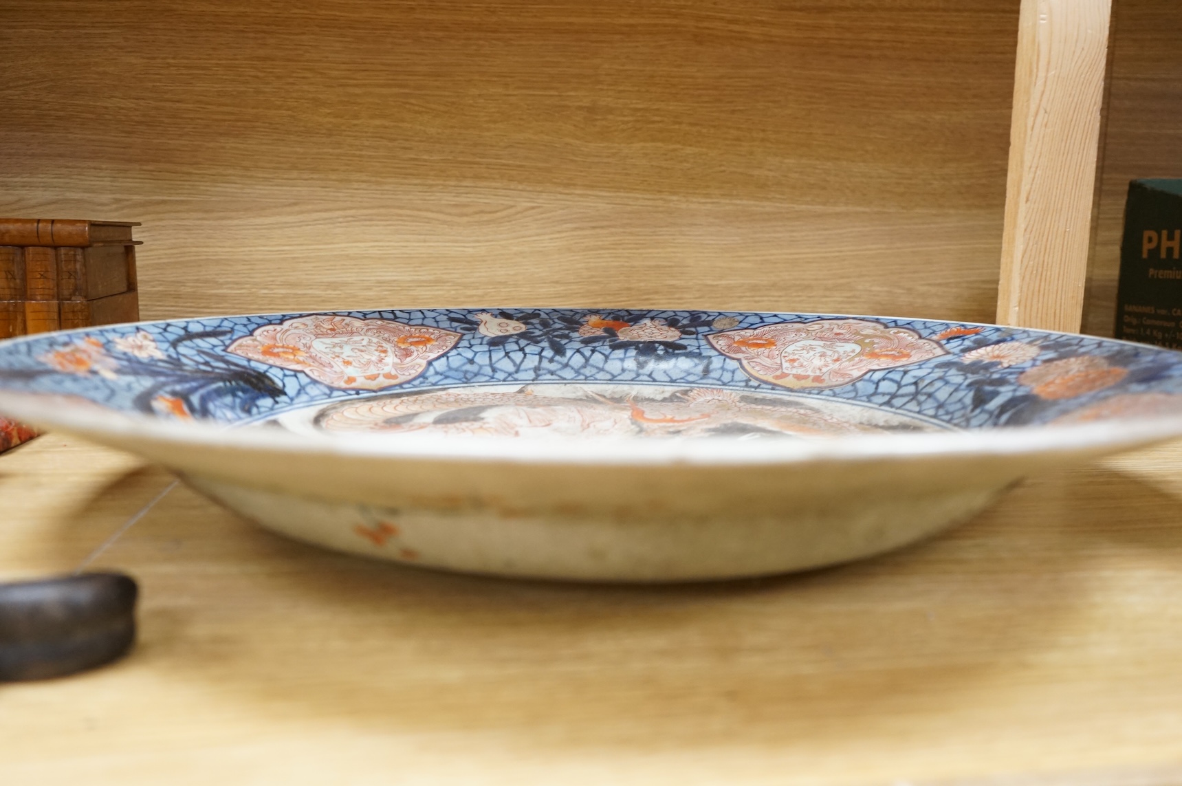 A late 17th century Japanese Arita ‘dragon’ dish, 55cm